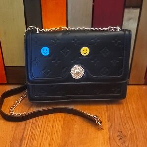 Boutine LA Black Crossbody Bag with Chain Strap